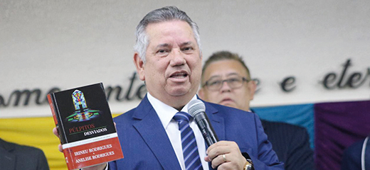 LIVRO: PÚLPITOS DESVIADOS
