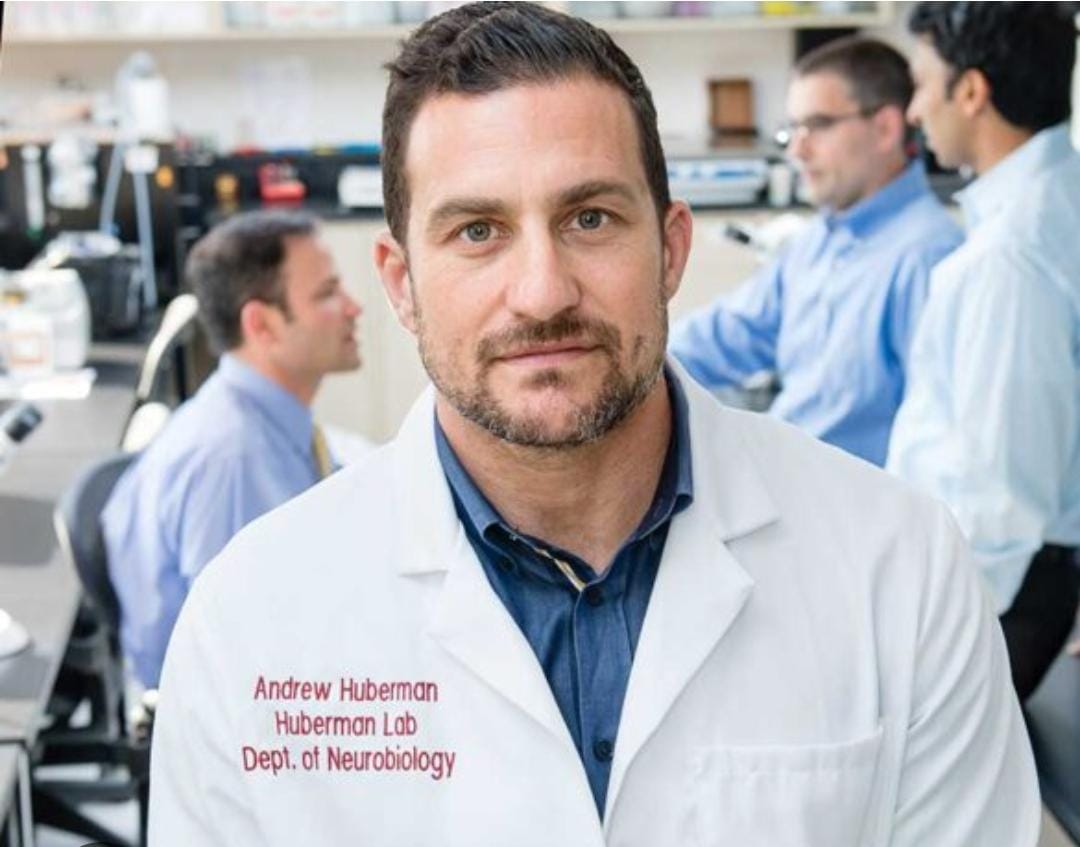 Andrew Huberman, o Neurocientista mais popular do mundo confirma sua conversão ao cristianismo