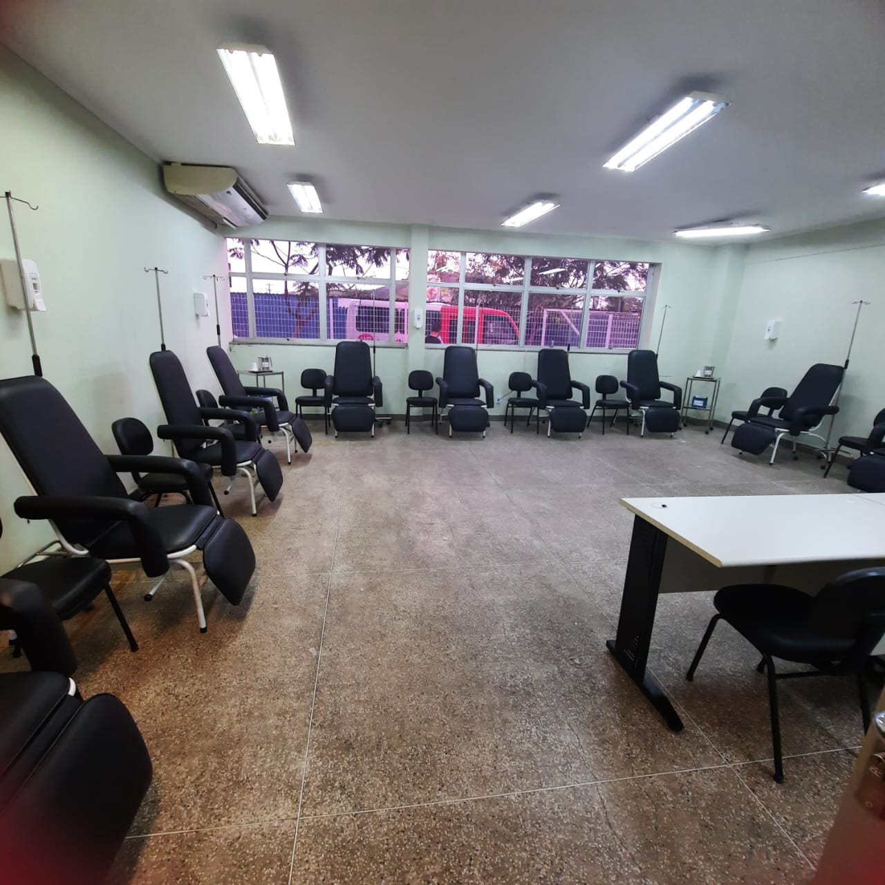 Vitória (ES) abre duas salas de hidratação para pacientes com suspeita de dengue