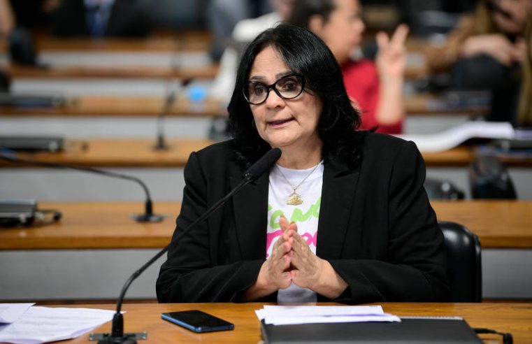 Damares recorre na justiça contra aborto em menores sem a autorização dos pais