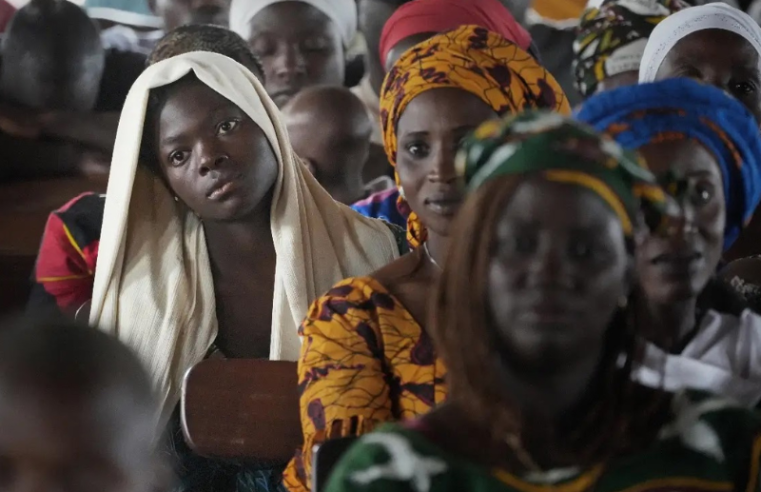 686 prisioneiros do Boko Haram são libertados pelos militares na Nigéria e Camarões